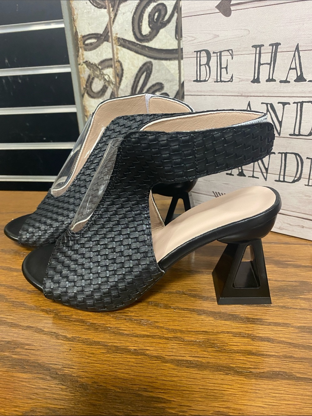 Black Woven “Dana” Triangle Heeled Sandal- Size 7.5 NWOT - Picture 2 of 9